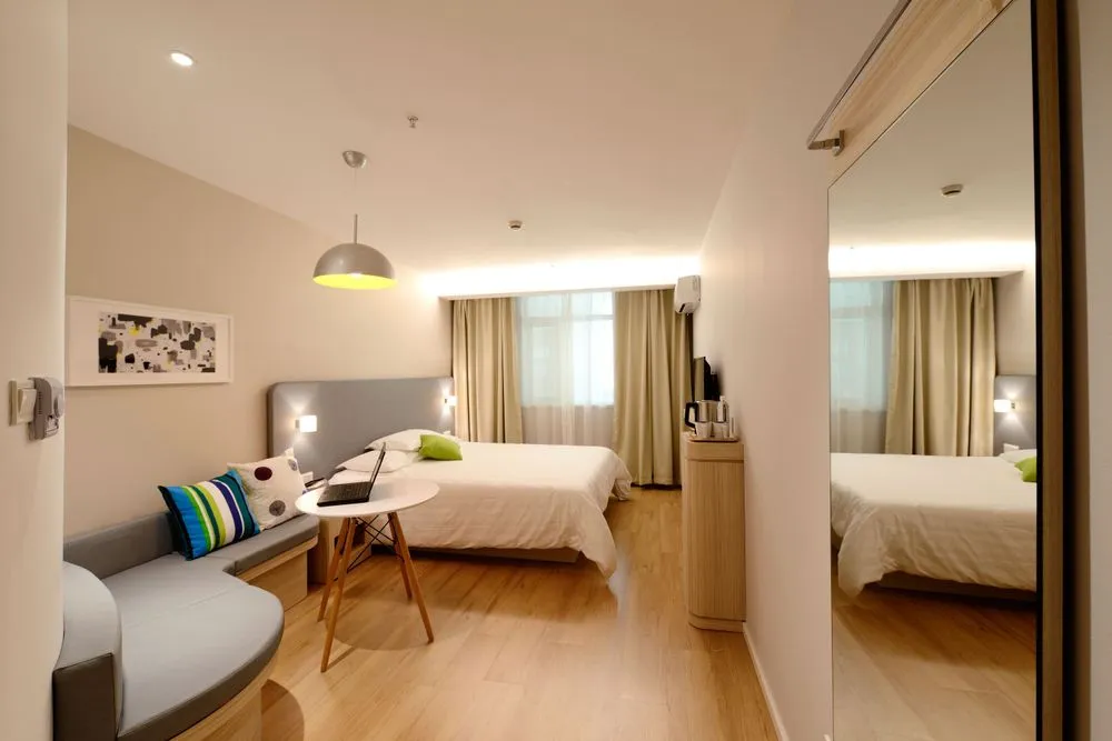 Kasinosuite Master Bedroom
